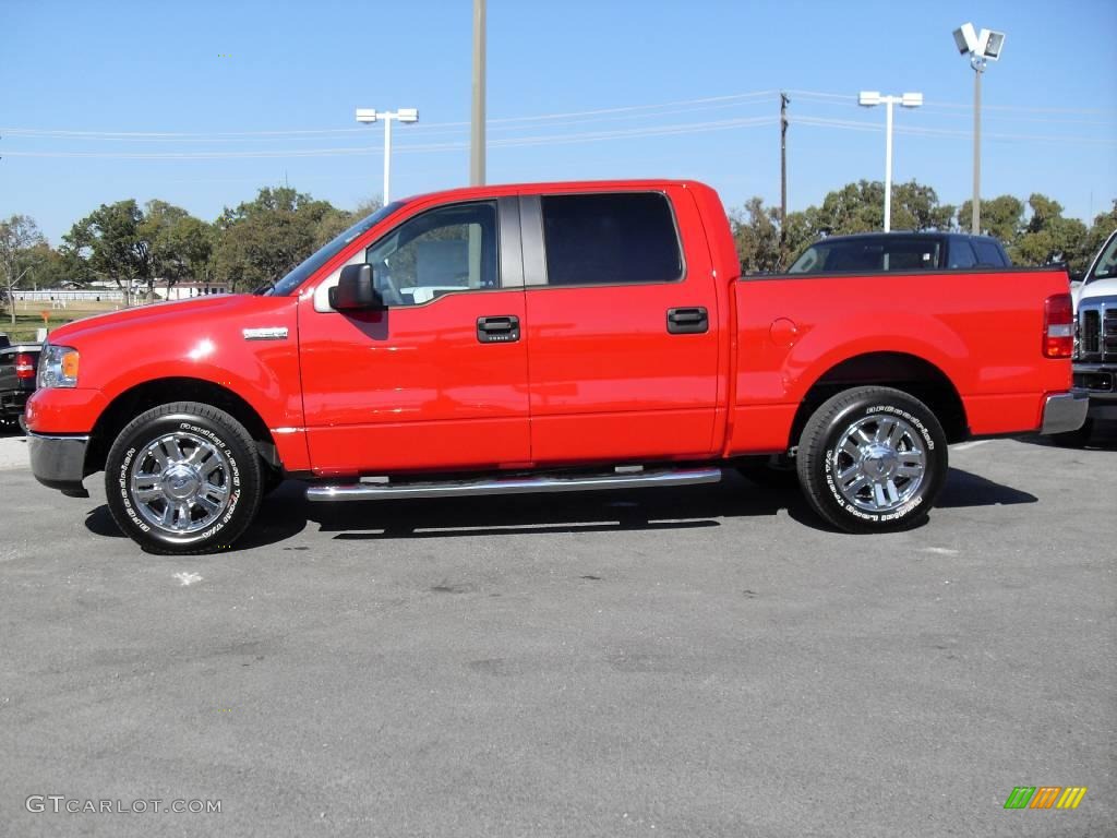 2008 F150 Lariat SuperCrew - Bright Red / Medium Flint Grey photo #3