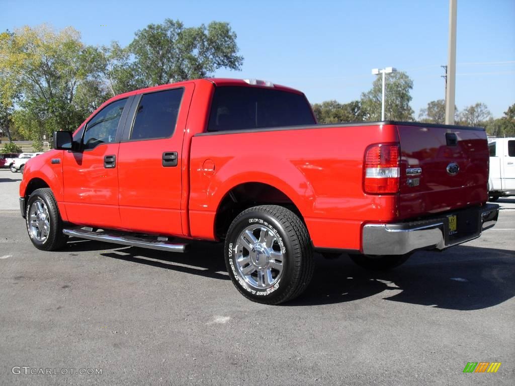 2008 F150 Lariat SuperCrew - Bright Red / Medium Flint Grey photo #4