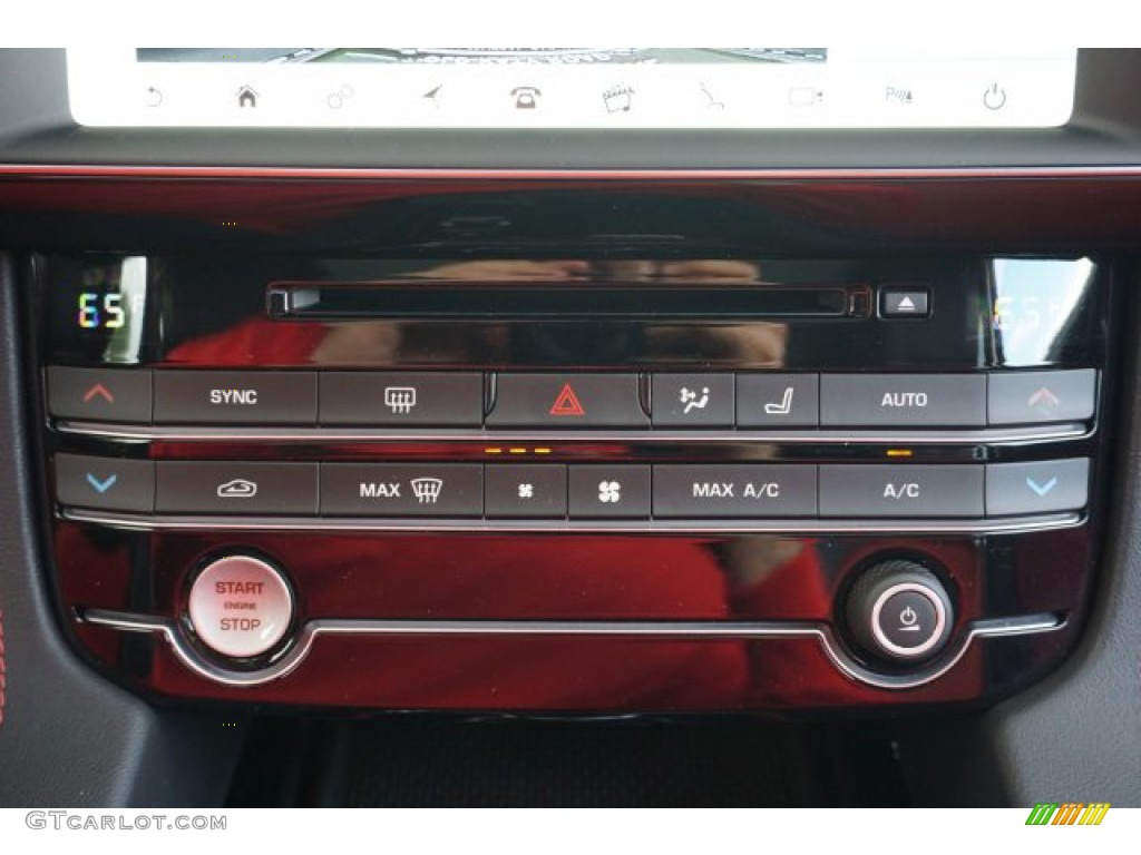 2020 Jaguar F-PACE 25t R-Sport Controls Photo #135948021
