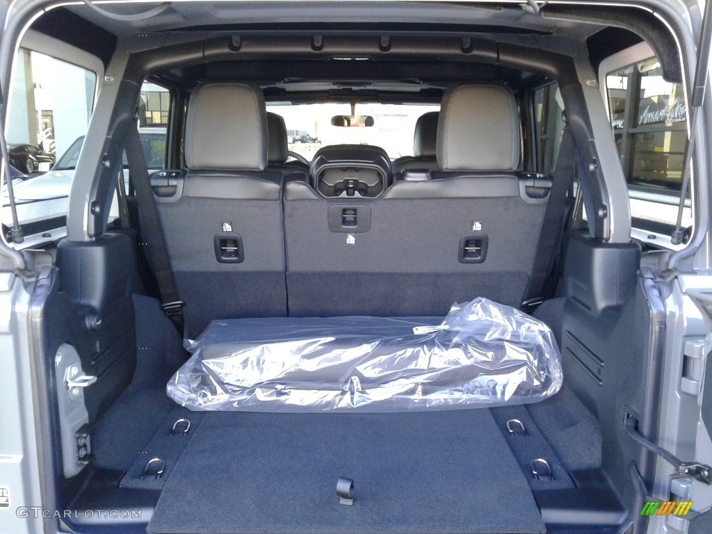 2020 Wrangler Unlimited Sahara 4x4 - Sting-Gray / Black photo #12