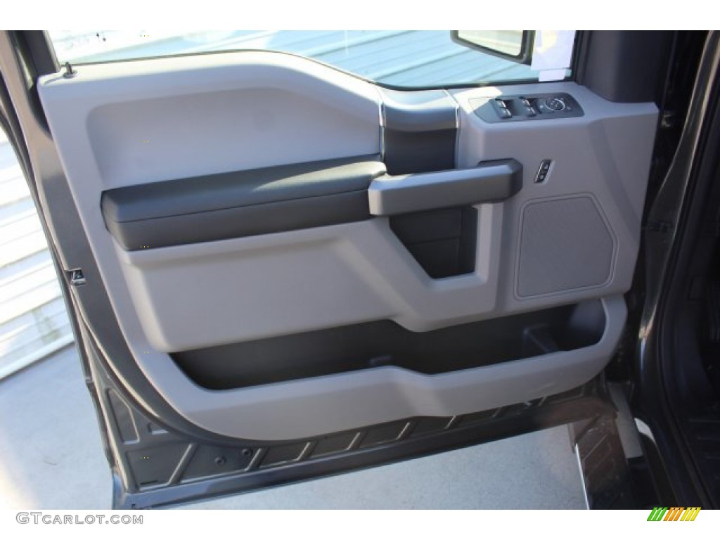 2019 F150 XLT SuperCrew 4x4 - Magnetic / Earth Gray photo #9