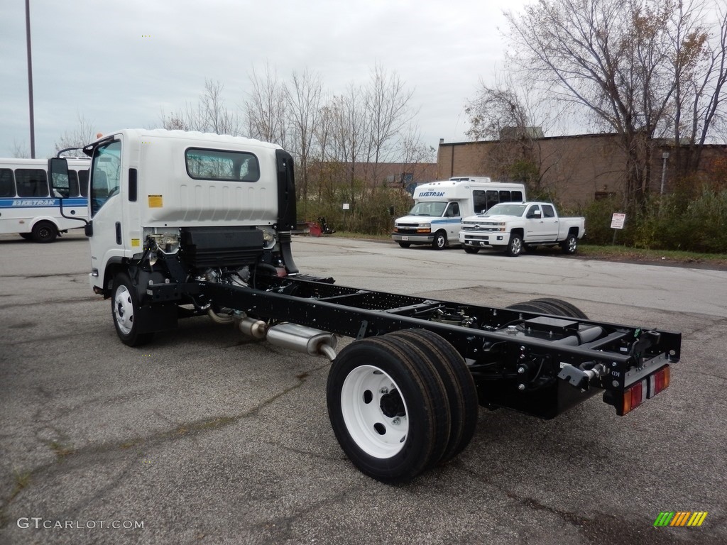 2019 Chevrolet Low Cab Forward 4500 Chassis Undercarriage Photo #135952518
