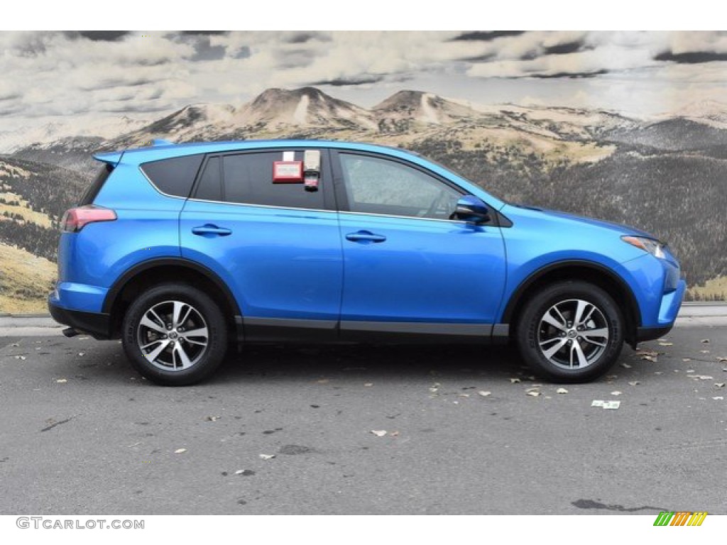 2018 RAV4 XLE AWD - Electric Storm Blue / Black photo #2