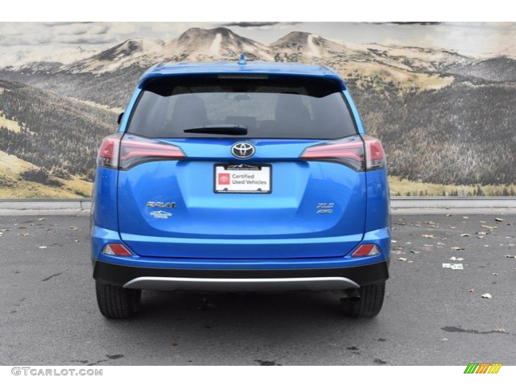 2018 RAV4 XLE AWD - Electric Storm Blue / Black photo #8