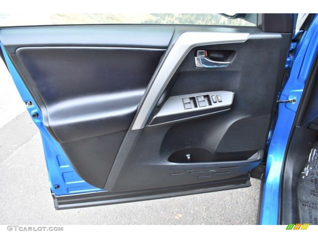 2018 RAV4 XLE AWD - Electric Storm Blue / Black photo #22