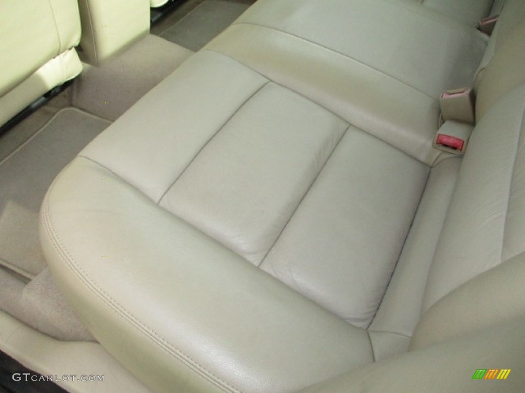 2005 Five Hundred Limited - Titanium Green Metallic / Pebble Beige photo #60