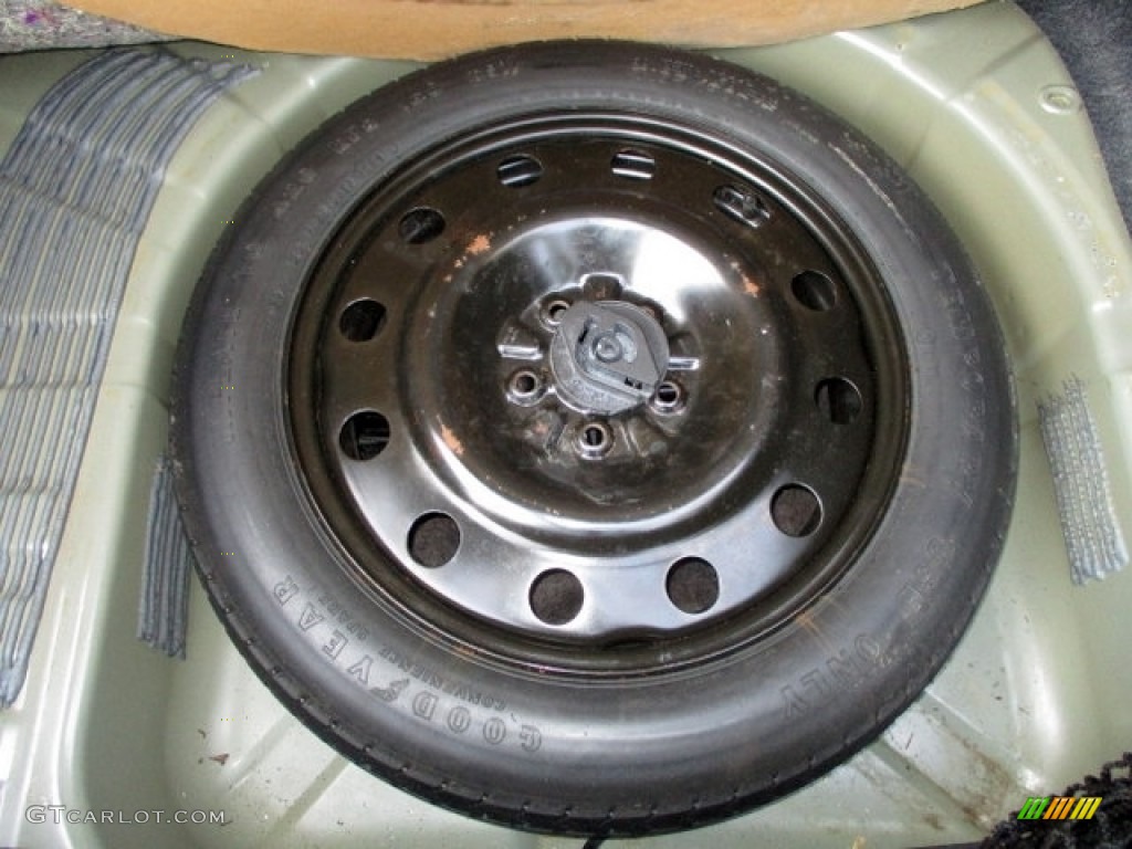 2005 Five Hundred Limited - Titanium Green Metallic / Pebble Beige photo #80