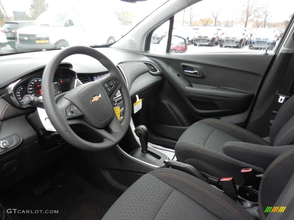 2020 Chevrolet Trax LS AWD Front Seat Photo #135969442