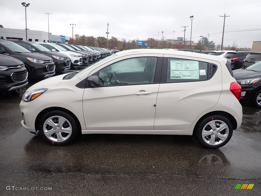 Toasted Marshmallow Metallic 2020 Chevrolet Spark LS Exterior Photo #135970558