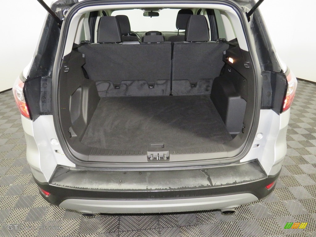 2018 Escape SE 4WD - Ingot Silver / Charcoal Black photo #12