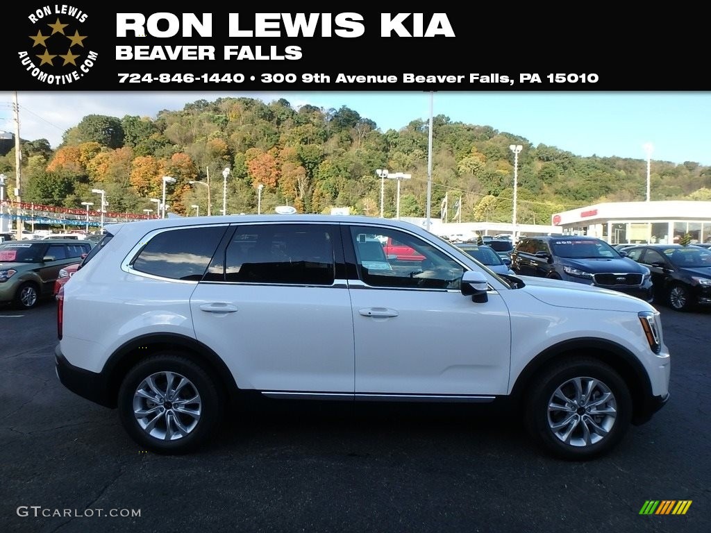 Snow White Pearl Kia Telluride