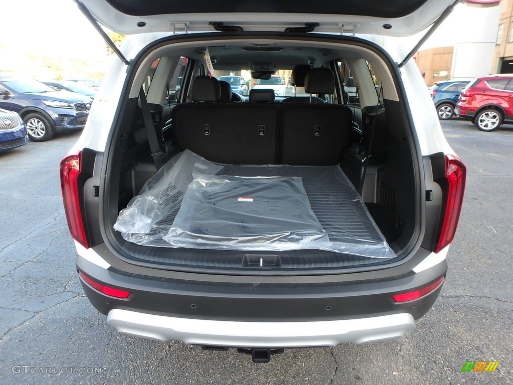 2020 Telluride LX AWD - Snow White Pearl / Black photo #4