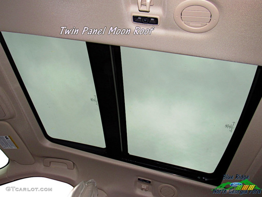 2020 Explorer Platinum 4WD - Star White Metallic Tri-Coat / Sandstone photo #28