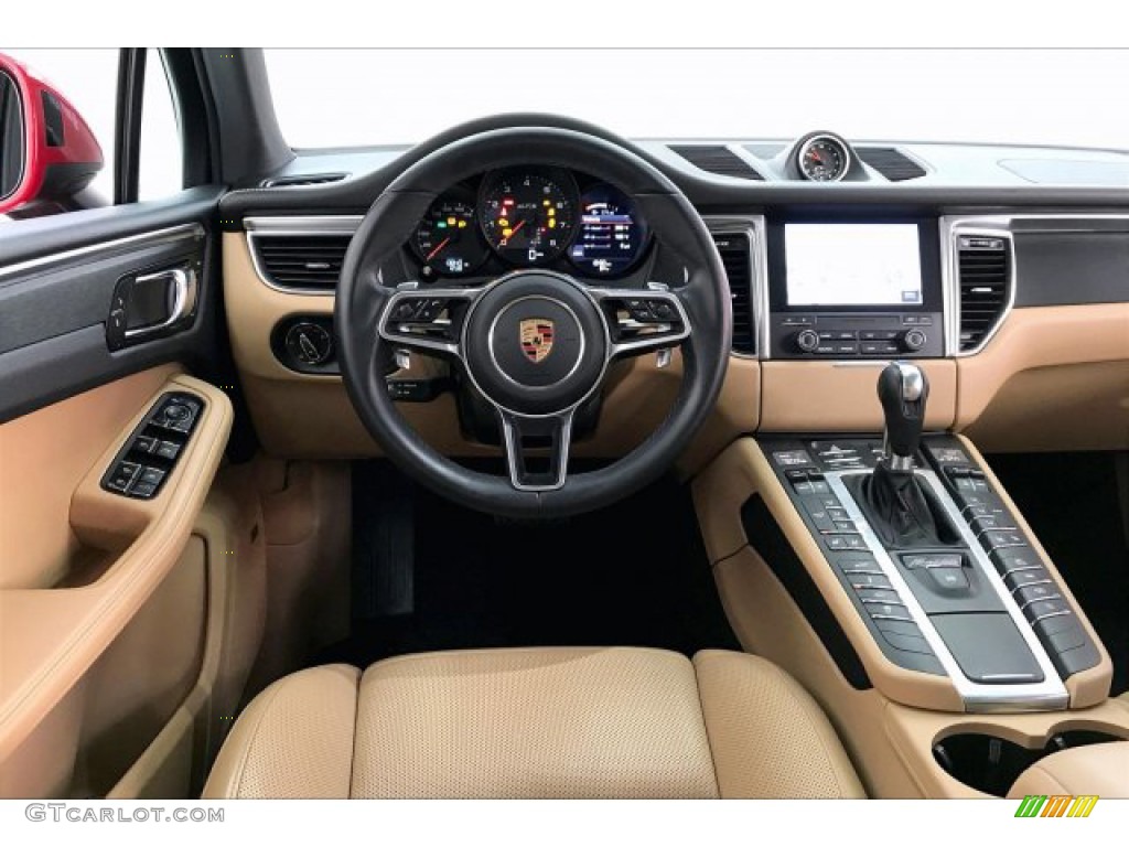 2018 Porsche Macan GTS Black/Luxor Beige Dashboard Photo #135988382