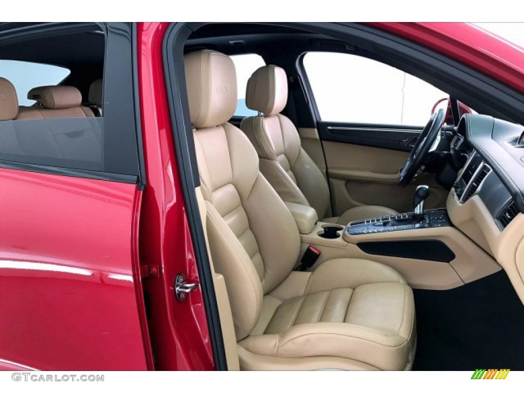 2018 Porsche Macan GTS Front Seat Photo #135988412