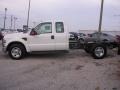 Oxford White - F350 Super Duty XL SuperCab Chassis Photo No. 2