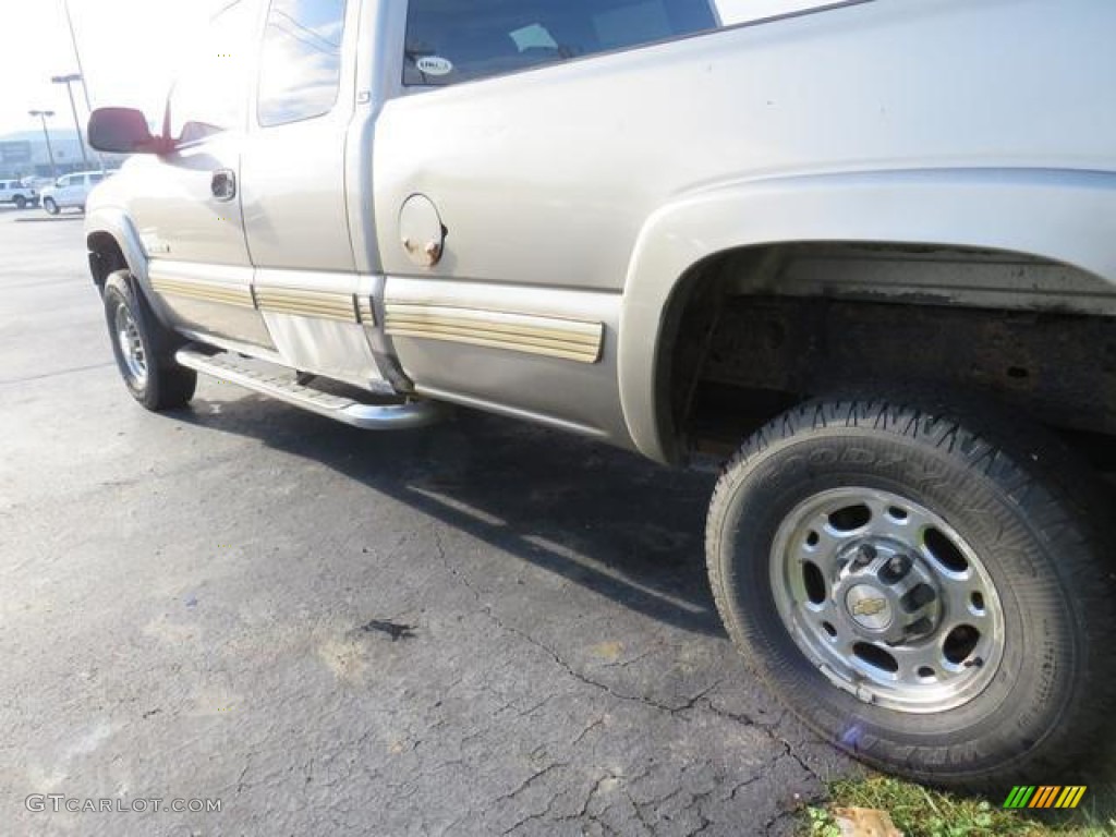 2002 Silverado 2500 LS Extended Cab 4x4 - Medium Charcoal Gray Metallic / Graphite photo #15