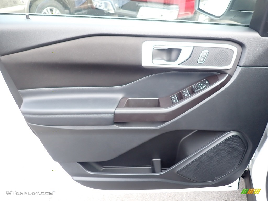 2020 Ford Explorer XLT 4WD Ebony Door Panel Photo #136007665