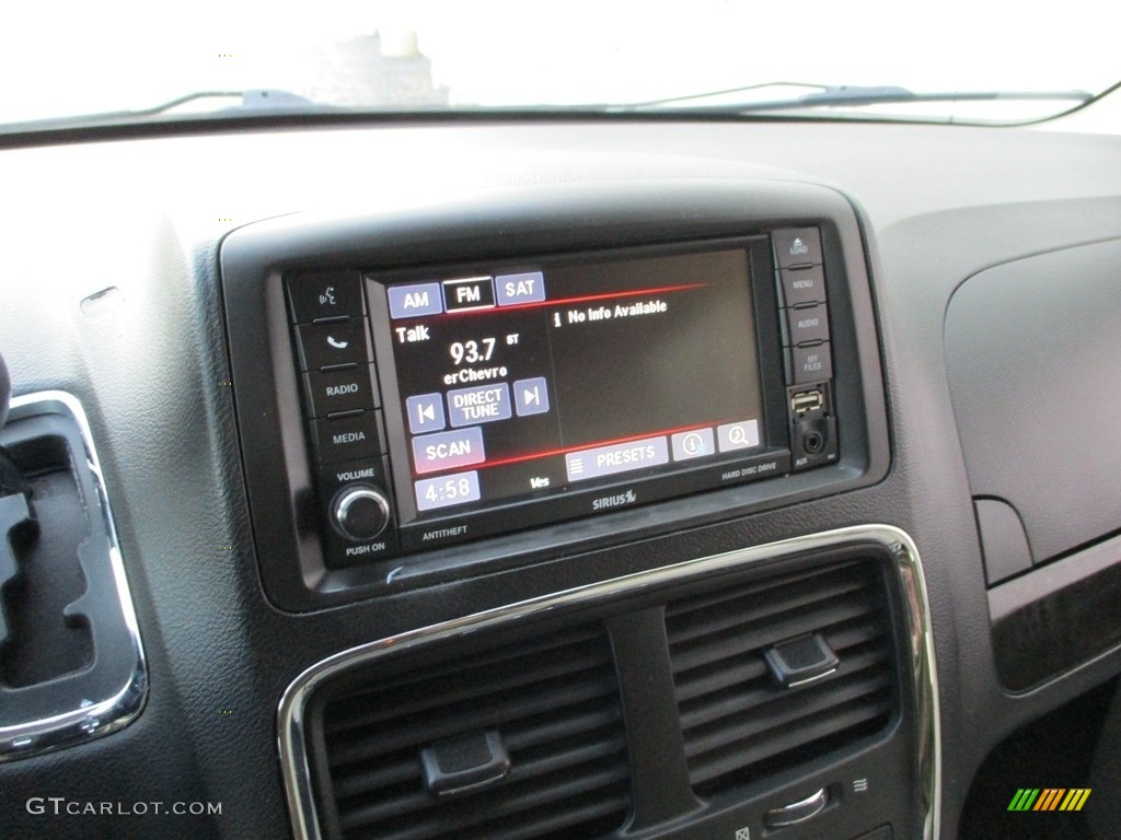 2013 Grand Caravan SXT - Brilliant Black Crystal Pearl / Black/Light Graystone photo #16