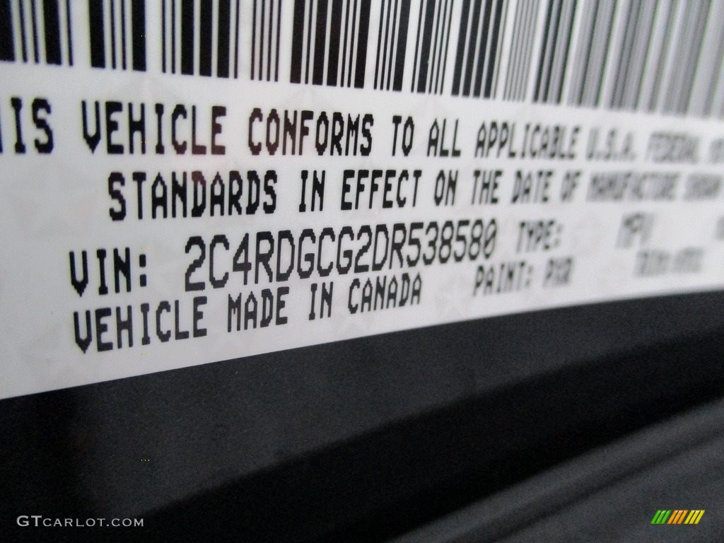 2013 Grand Caravan SXT - Brilliant Black Crystal Pearl / Black/Light Graystone photo #19