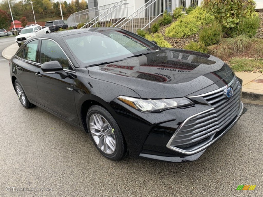 2020 Toyota Avalon Hybrid XLE Exterior Photos