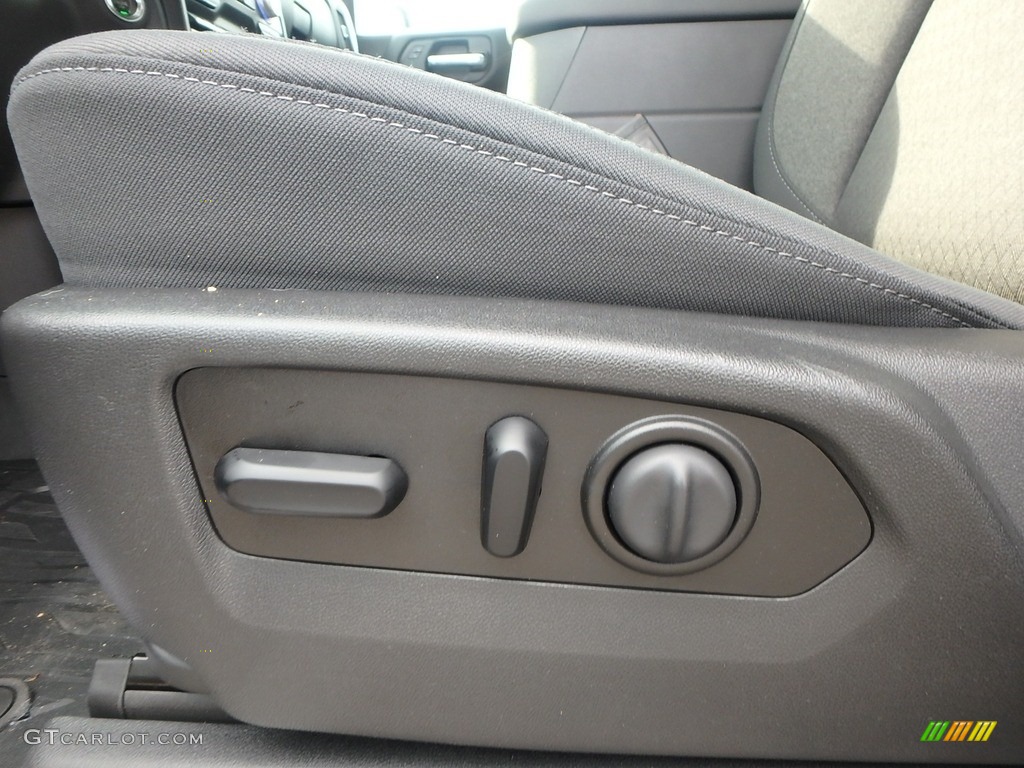 2020 GMC Sierra 1500 Elevation Crew Cab 4WD Front Seat Photo #136015867