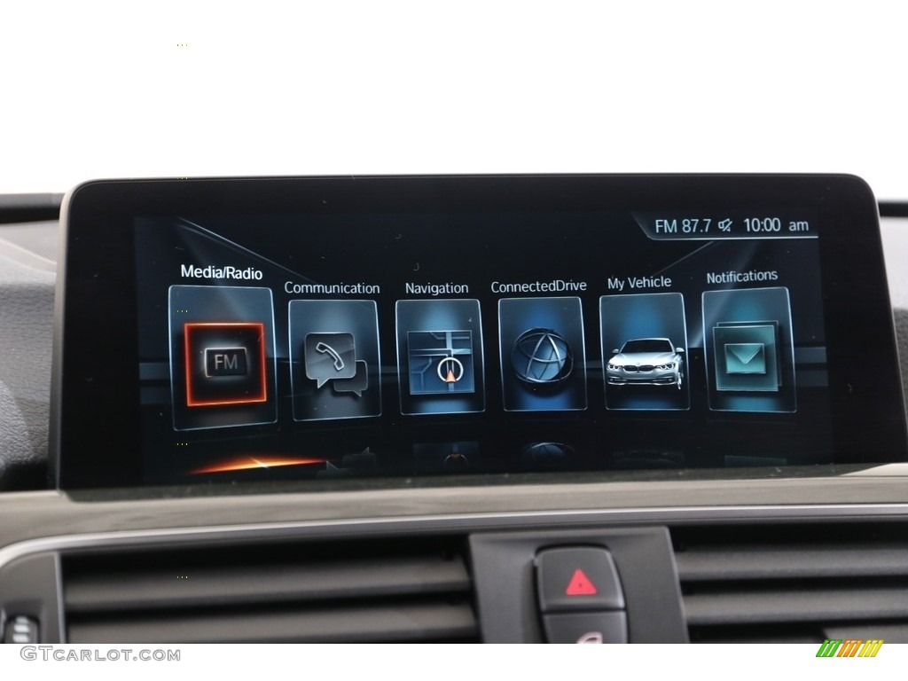 2017 3 Series 330i xDrive Sedan - Glacier Silver Metallic / Black photo #10