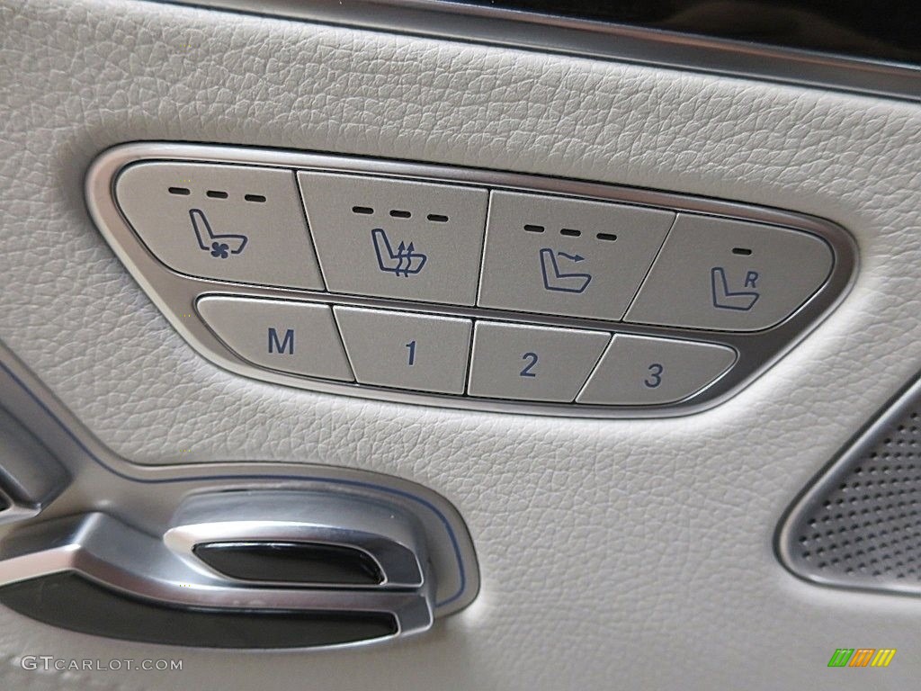 2017 Mercedes-Benz S 550 Cabriolet Controls Photo #136020325