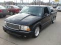 Onyx Black - S10 Extended Cab Photo No. 1