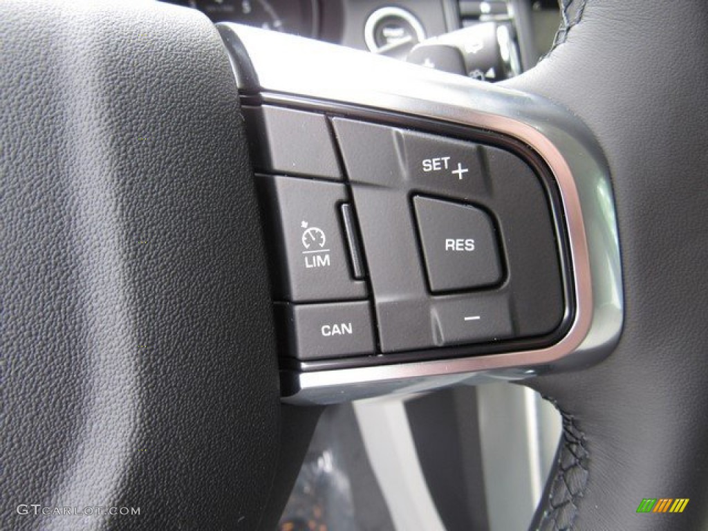 2019 Land Rover Discovery Sport SE Steering Wheel Photos