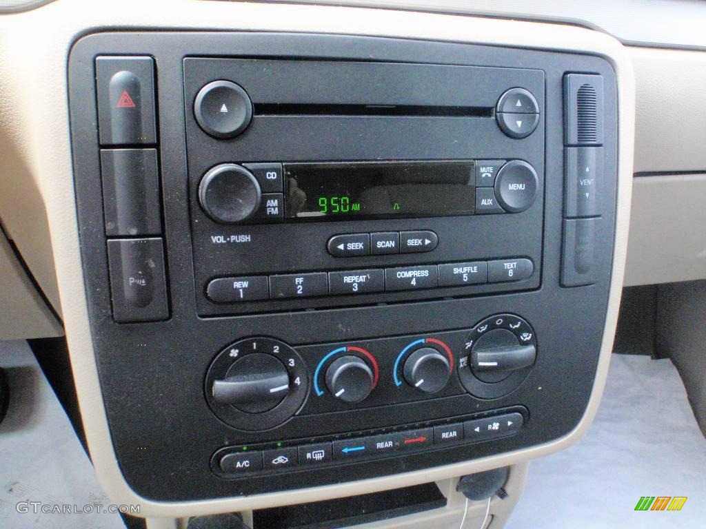 2005 Monterey Convenience - Arizona Beige Metallic / Pebble photo #8