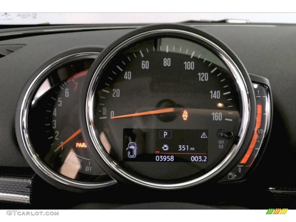 2019 Clubman Cooper - Melting Silver / Carbon Black photo #16
