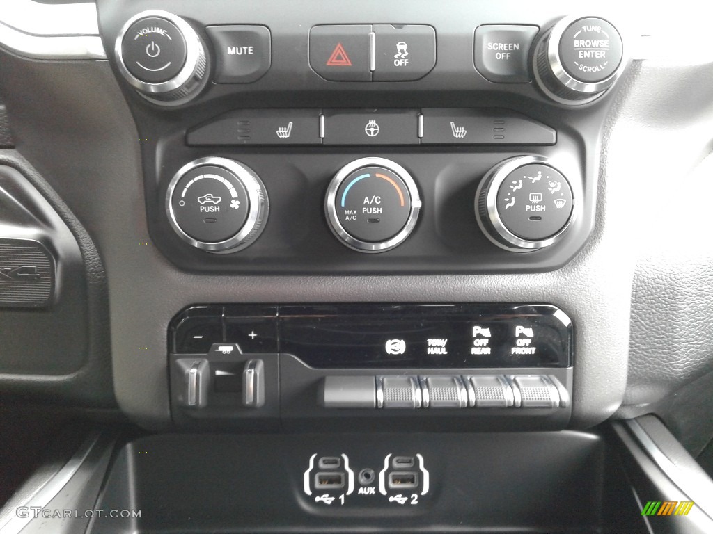 2019 Ram 2500 Bighorn Crew Cab 4x4 Controls Photos
