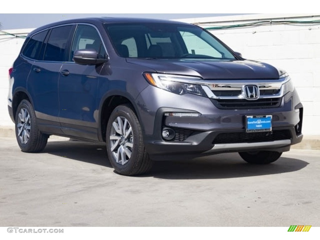 Modern Steel Metallic Honda Pilot