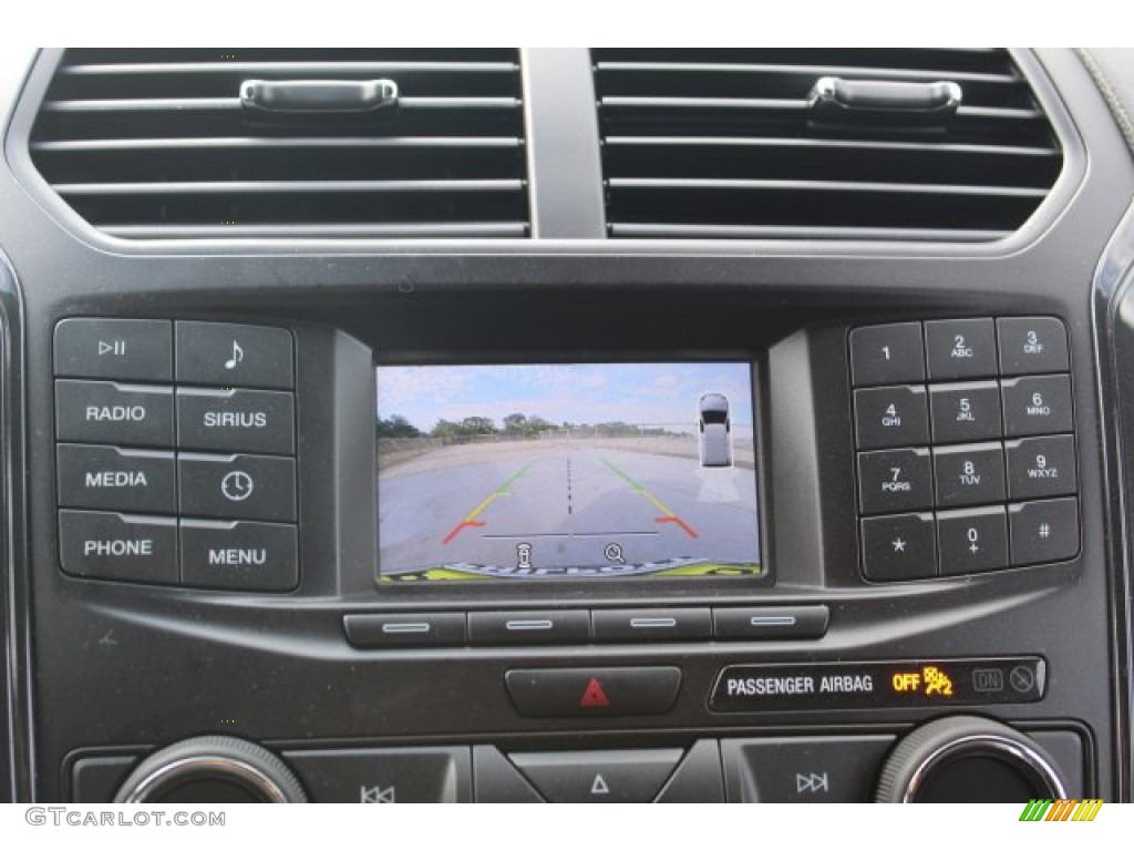 2019 Explorer XLT - Agate Black / Medium Black photo #24