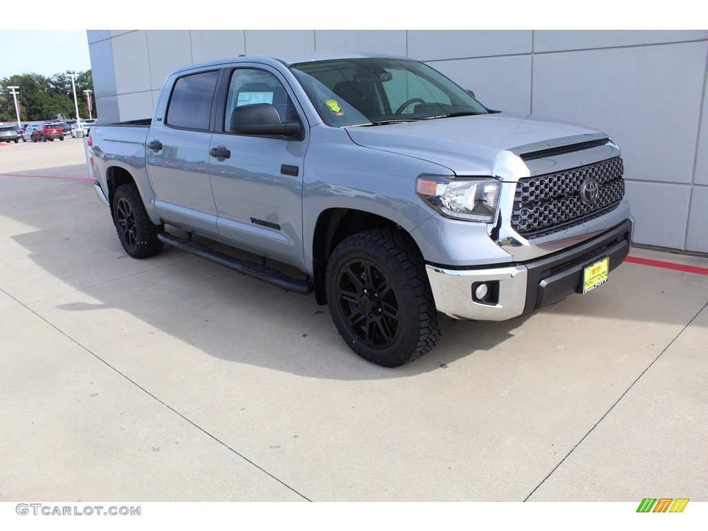 2020 Tundra TSS Off Road CrewMax 4x4 - Cement / Black photo #2