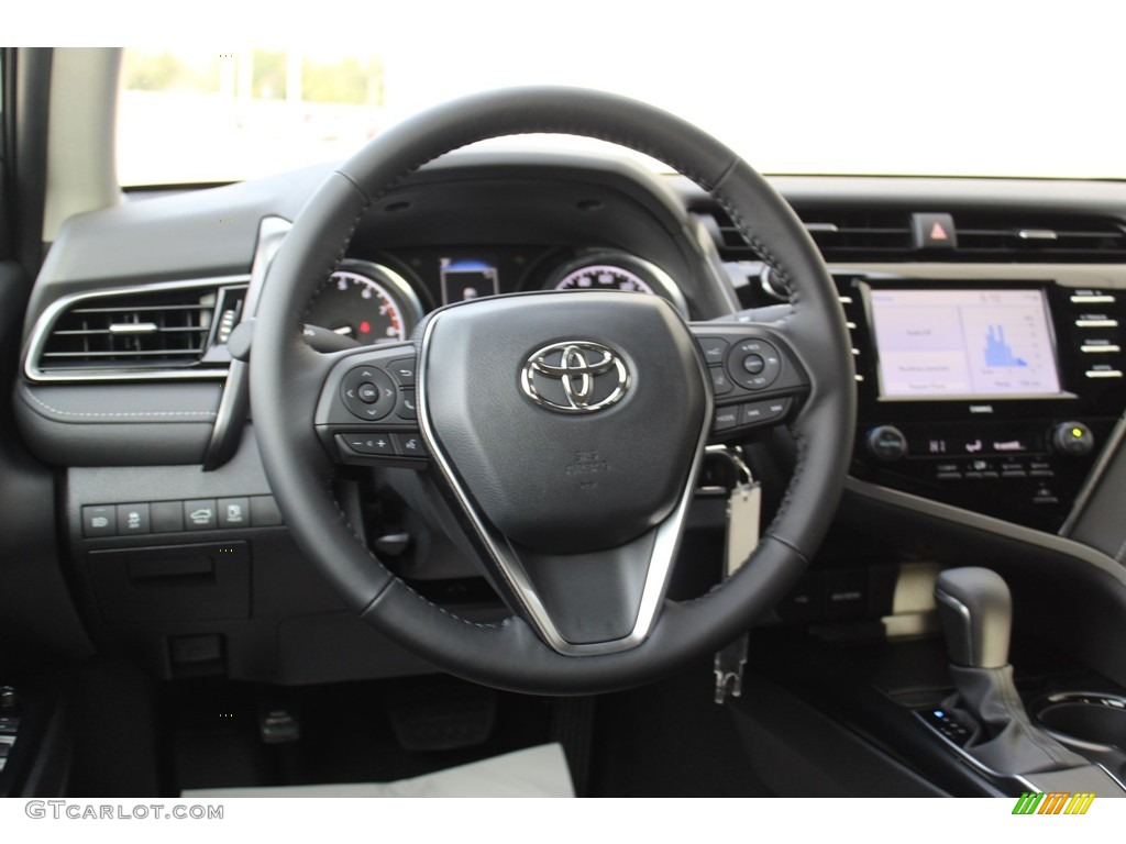 2020 Toyota Camry SE Black Steering Wheel Photo #136049320