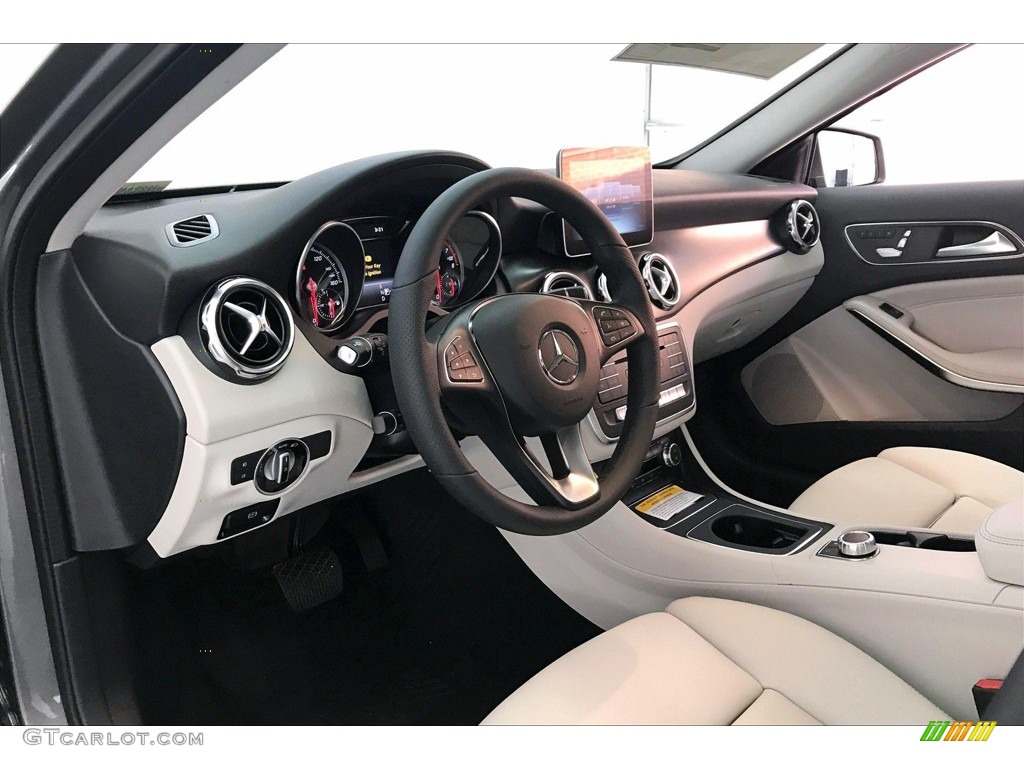 2020 GLA 250 - Mountain Grey Metallic / Crystal Gray photo #4