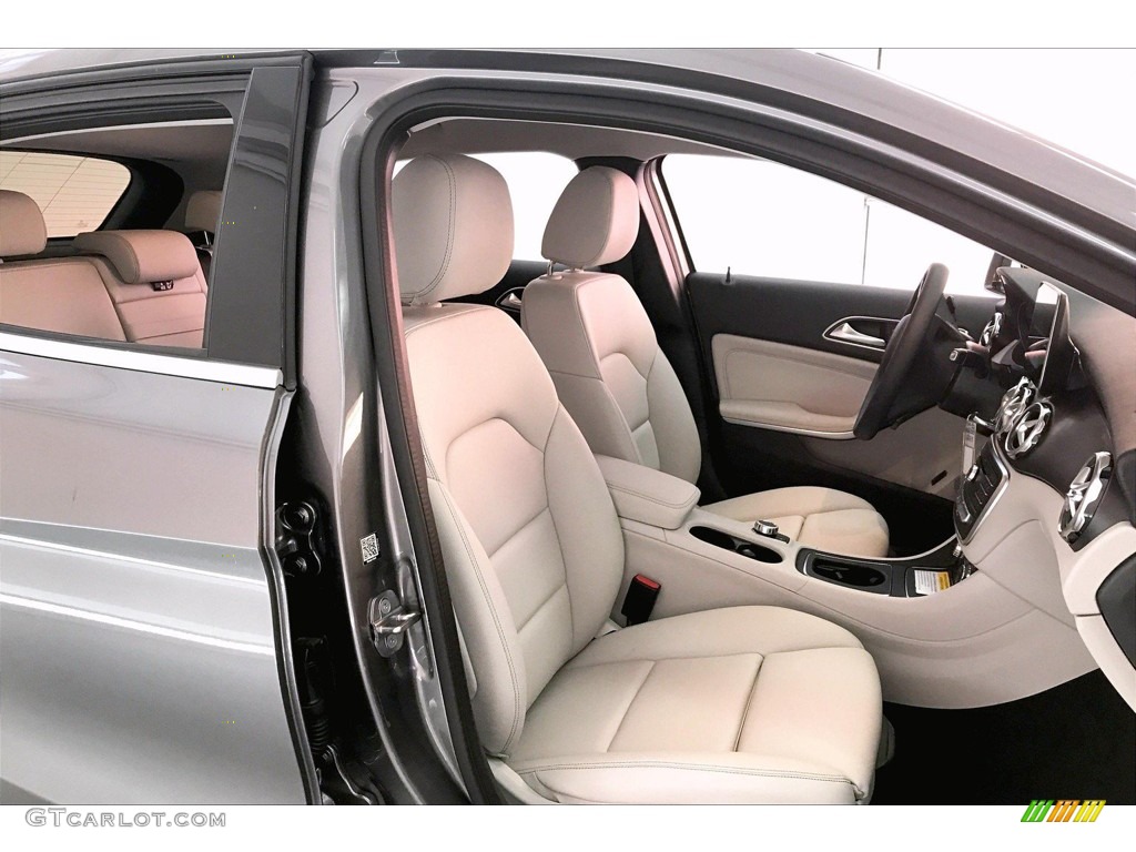 Crystal Gray Interior 2020 Mercedes-Benz GLA 250 Photo #136049668