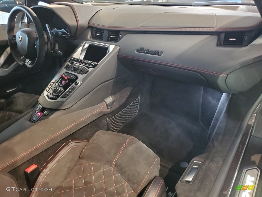 2018 Lamborghini Aventador S Dashboard Photos