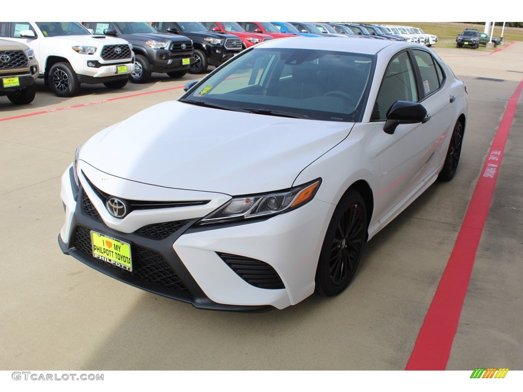 Super White 2020 Toyota Camry SE Nightshade Edition Exterior Photo #136050808