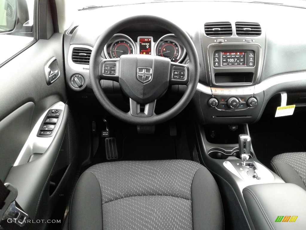 2019 Dodge Journey SE Black Dashboard Photo #136065087