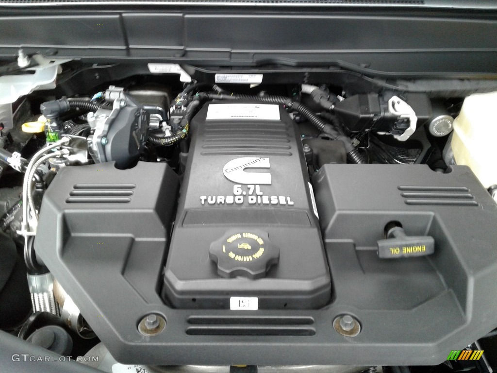 2019 Ram 2500 Tradesman Crew Cab 4x4 Engine Photos