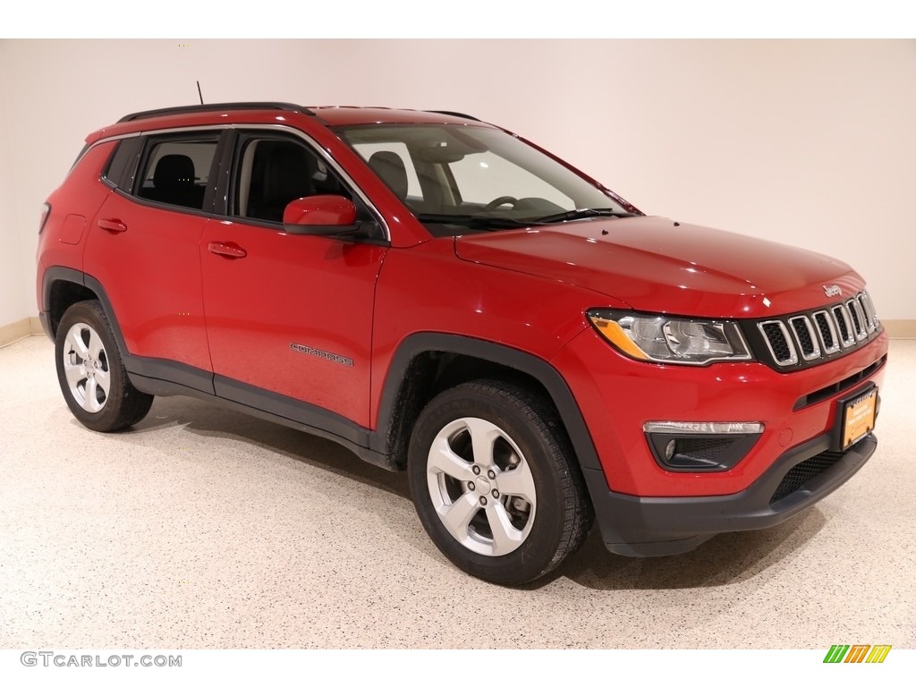 2019 Compass Altitude 4x4 - Red-Line Pearl / Black photo #1