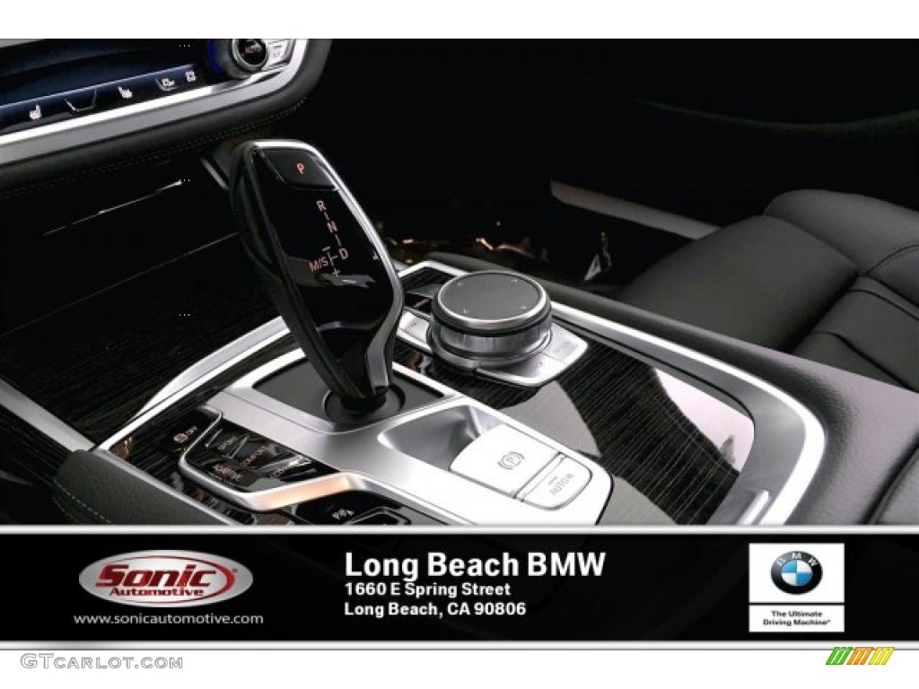 2020 7 Series 740i Sedan - Black Sapphire Metallic / Black photo #6