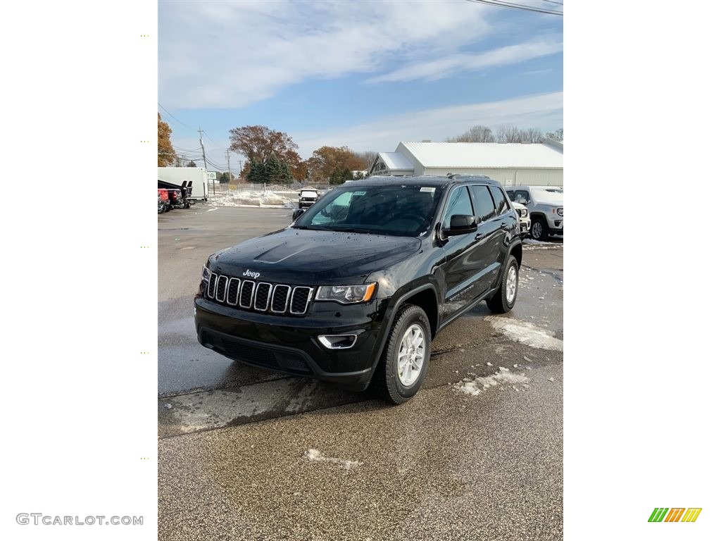 Diamond Black Crystal Pearl Jeep Grand Cherokee