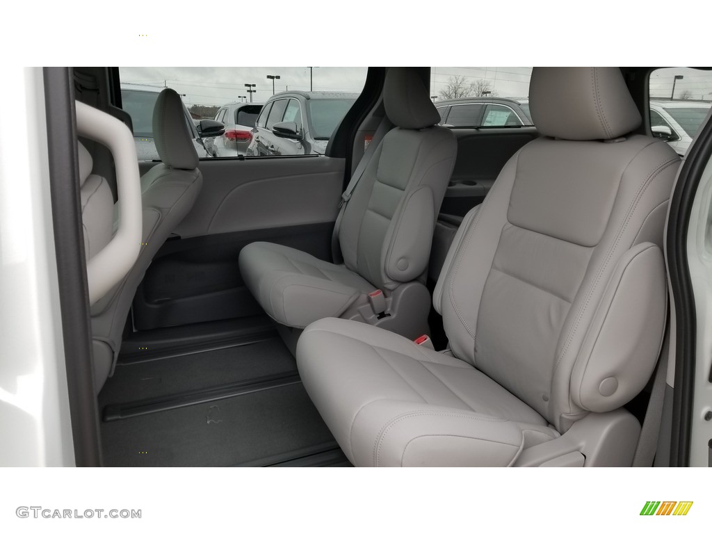 2020 Sienna XLE AWD - Blizzard White Pearl / Ash photo #3