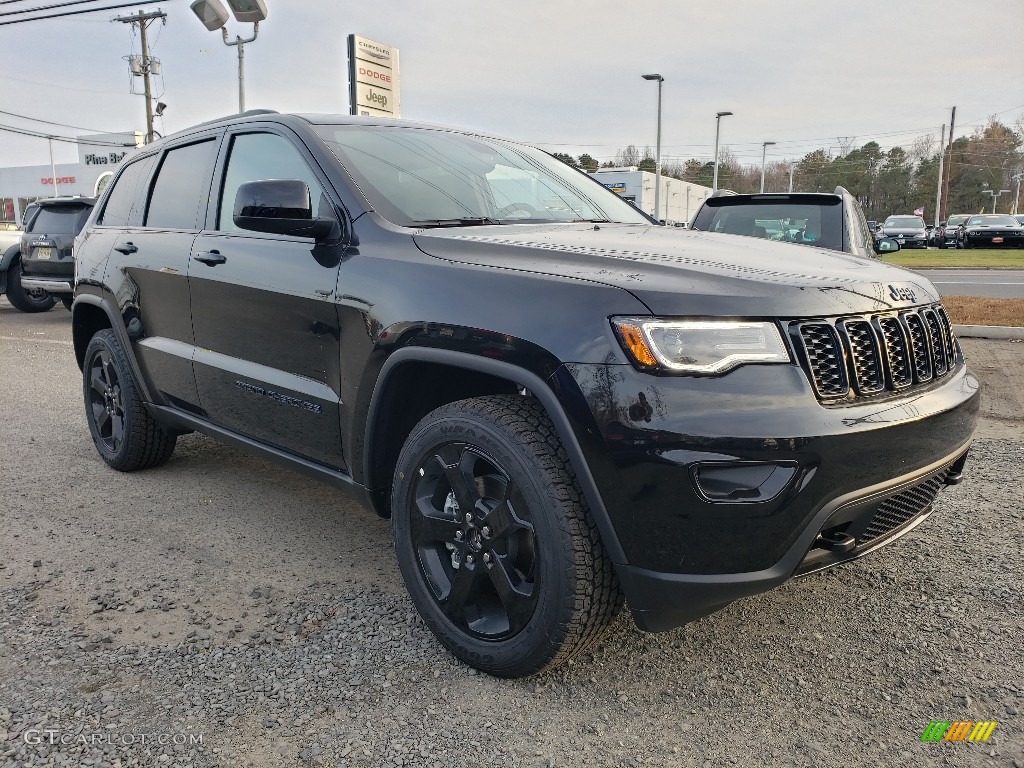 2020 Grand Cherokee Upland 4x4 - Diamond Black Crystal Pearl / Black photo #1