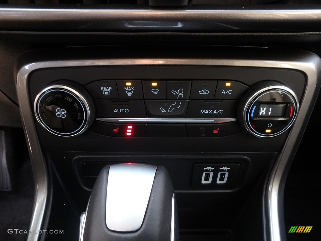 2020 Ford EcoSport SE Controls Photo #136088549
