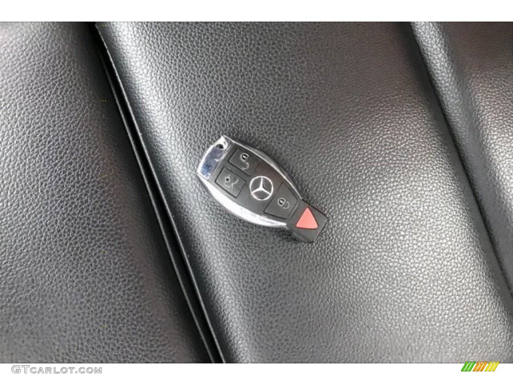 2019 Mercedes-Benz GLA 250 4Matic Keys Photo #136088870